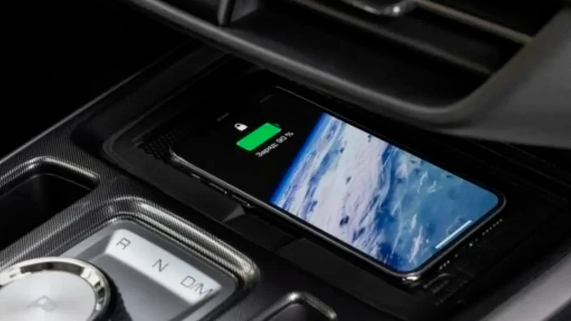 HAVAL JOLION, Беспроводная зарядка