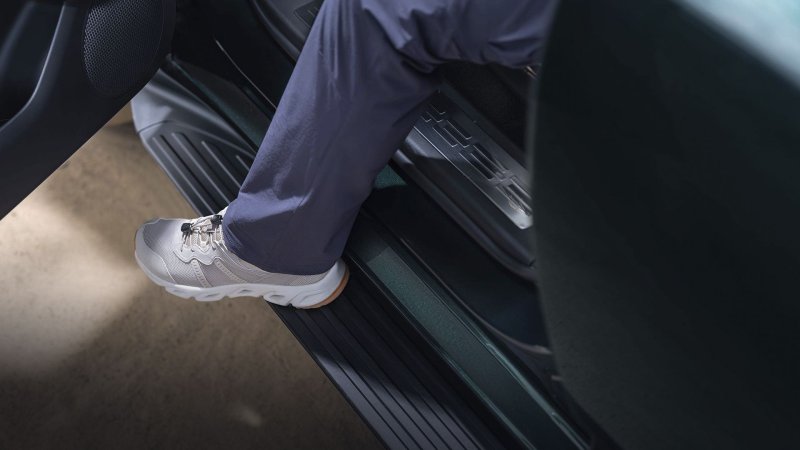 Бекітілген бүйірлік табандар